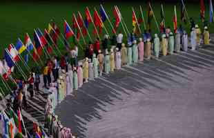 Delegações de todos os países na Cerimônia de Encerramento dos Jogos de Tóquio