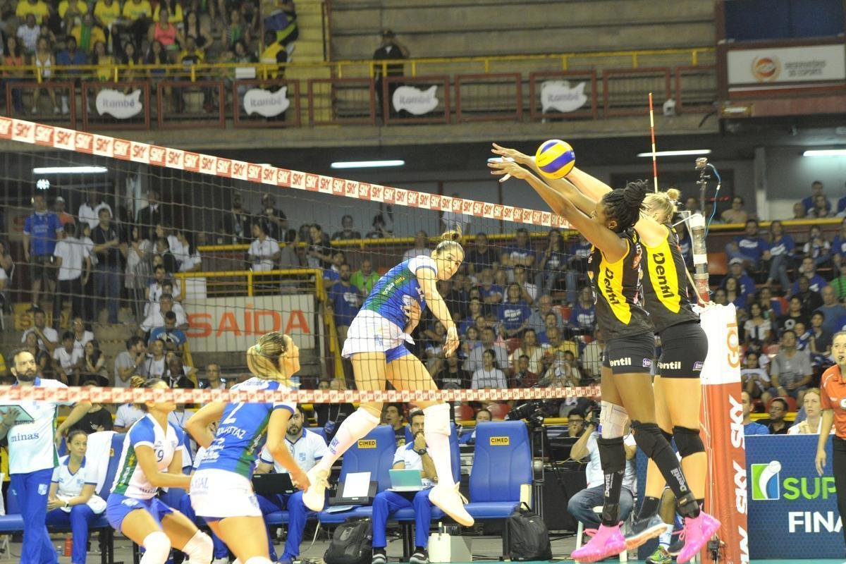 Minas x Praia: veja fotos da primeira partida da final