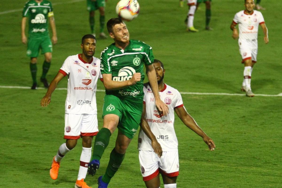 Nutico abriu o placar na segunda etapa com Kieza e quando a partida se encaminhava para mais uma vitria Timbu em seus domnios, a Chapecoense empatou aos 48 minutos do segundo tempo