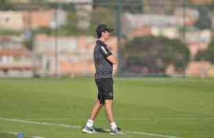 Atltico derrotou Coimbra em jogo-treino na Cidade do Galo com gols de Galdezani, Edinho e Fbio Santos