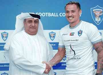 Atacante e volante atuaram pela Raposa na temporada 2022, mas não continuaram para 2023 e vão jogar no clube dos Emirados Árabes Unidos