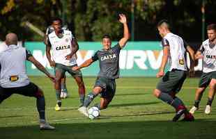 Fotos do ltimo treino comandado por Thiago Larghi no Atltico