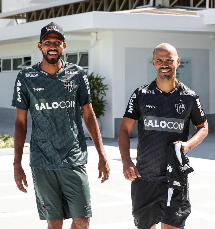 Imagens da apresentao de Maicon Bolt no Atltico