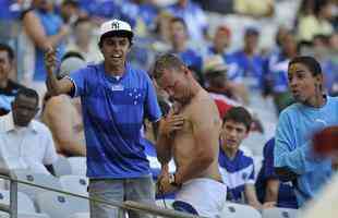 Torcida do Cruzeiro no clssico contra o Atltico no Mineiro