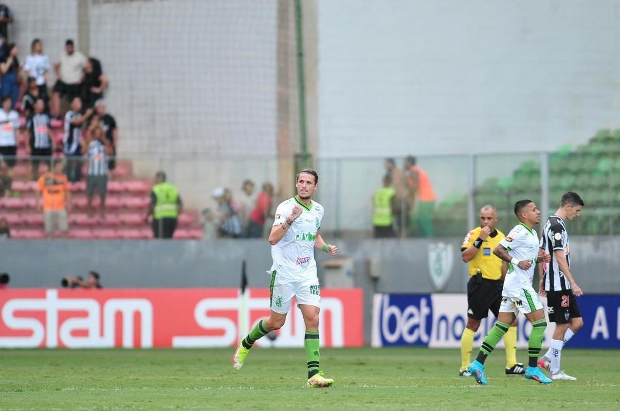 Fotos da partida entre Atltico e Amrica, no Independncia, pela quinta rodada do Campeonato Brasileiro