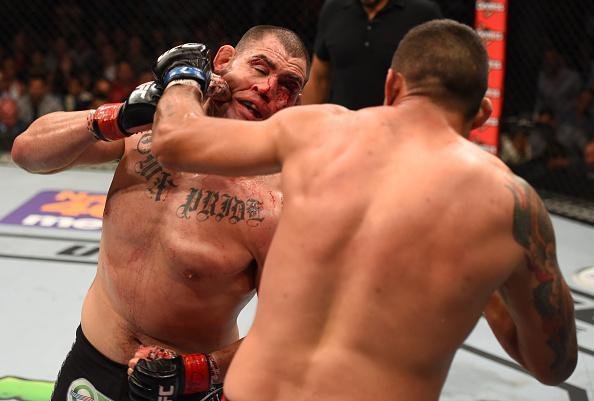 Fotos da vitória arrasadora de Fabrício Werdum sobre Cain Velasquez