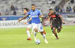 Fotos de Cruzeiro x Vitria, no Mineiro, pela 36 rodada do Campeonato Brasileiro (Juarez Rodrigues/EM D.A Press)