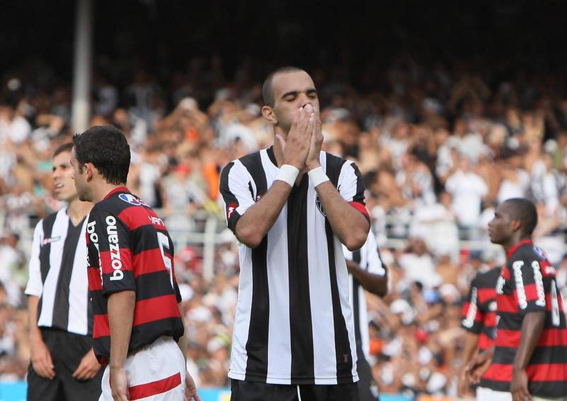 2009 - Atltico 1 X 3 Flamengo: 34 rodada do Campeonato Brasileiro, no Mineiro