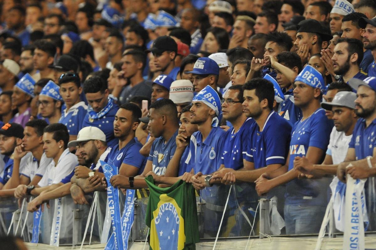 Torcida do Cruzeiro lotou o Mineiro na partida contra o Boca Juniors pela Libertadores