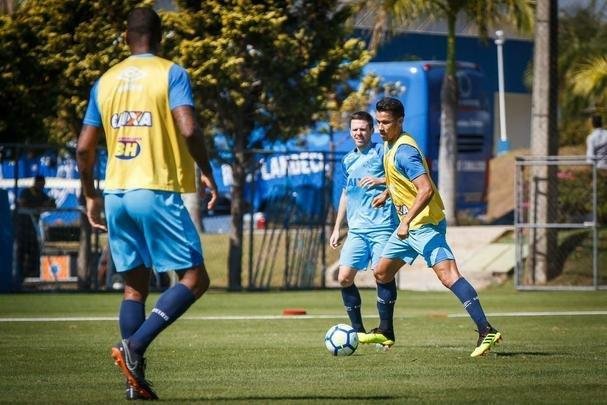 Cruzeiro realizou atividade de preparao para amistoso contra o Corinthians, nesta quarta
