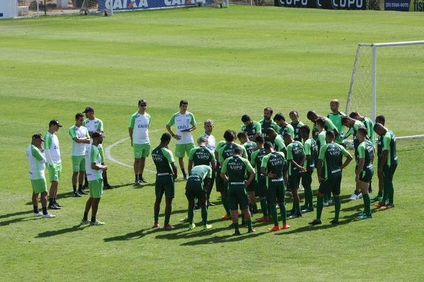 Amrica se prepara para enfrentar o Cruzeiro, nesta quinta-feira, s 19h30, pela 13 rodada do Brasileiro