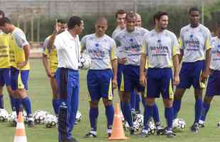 Em 2004, Cruzeiro manteve Alex e ainda se reforou com Rivaldo e Guilherme, gerando grande expectativa na torcida