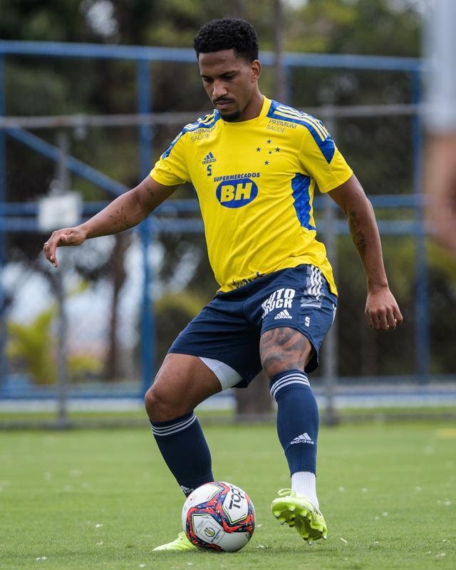Treino do Cruzeiro nesta segunda-feira, na Toca da Raposa 2, em Belo Horizonte.