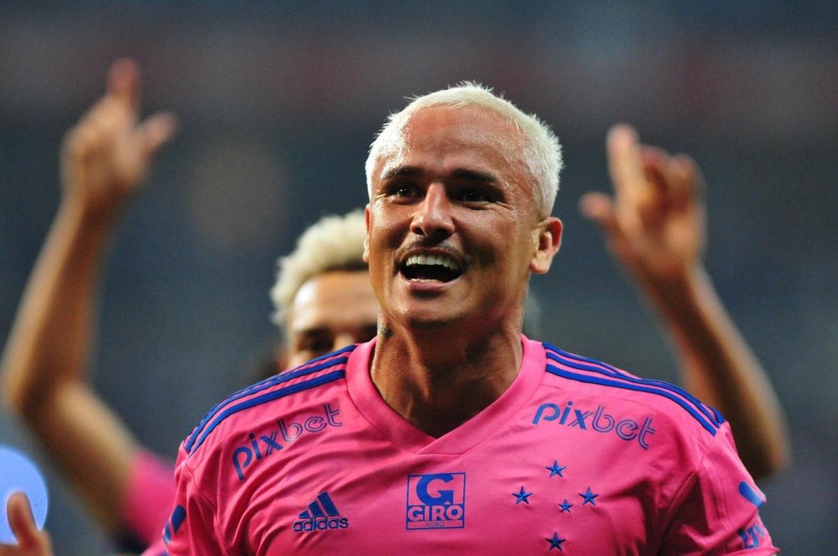 Em reencontro com a torcida aps o ttulo da Srie B, Cruzeiro enfrentou o Ituano no Mineiro, em Belo Horizonte, pela 33 rodada. Veja as melhores imagens!