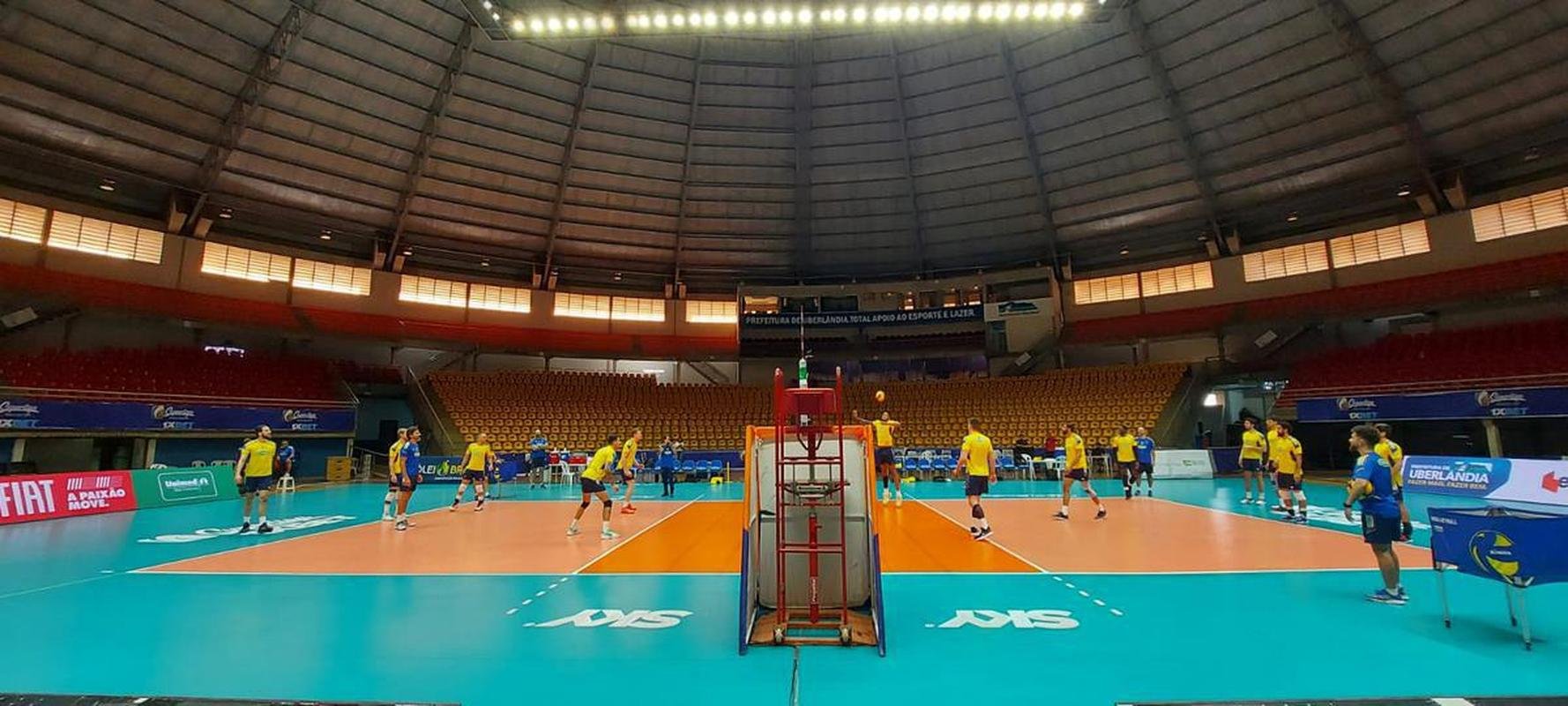 Cruzeiro treina no Sabiazinho, em Uberlndia, antes da deciso contra o Minas na Superliga Masculina