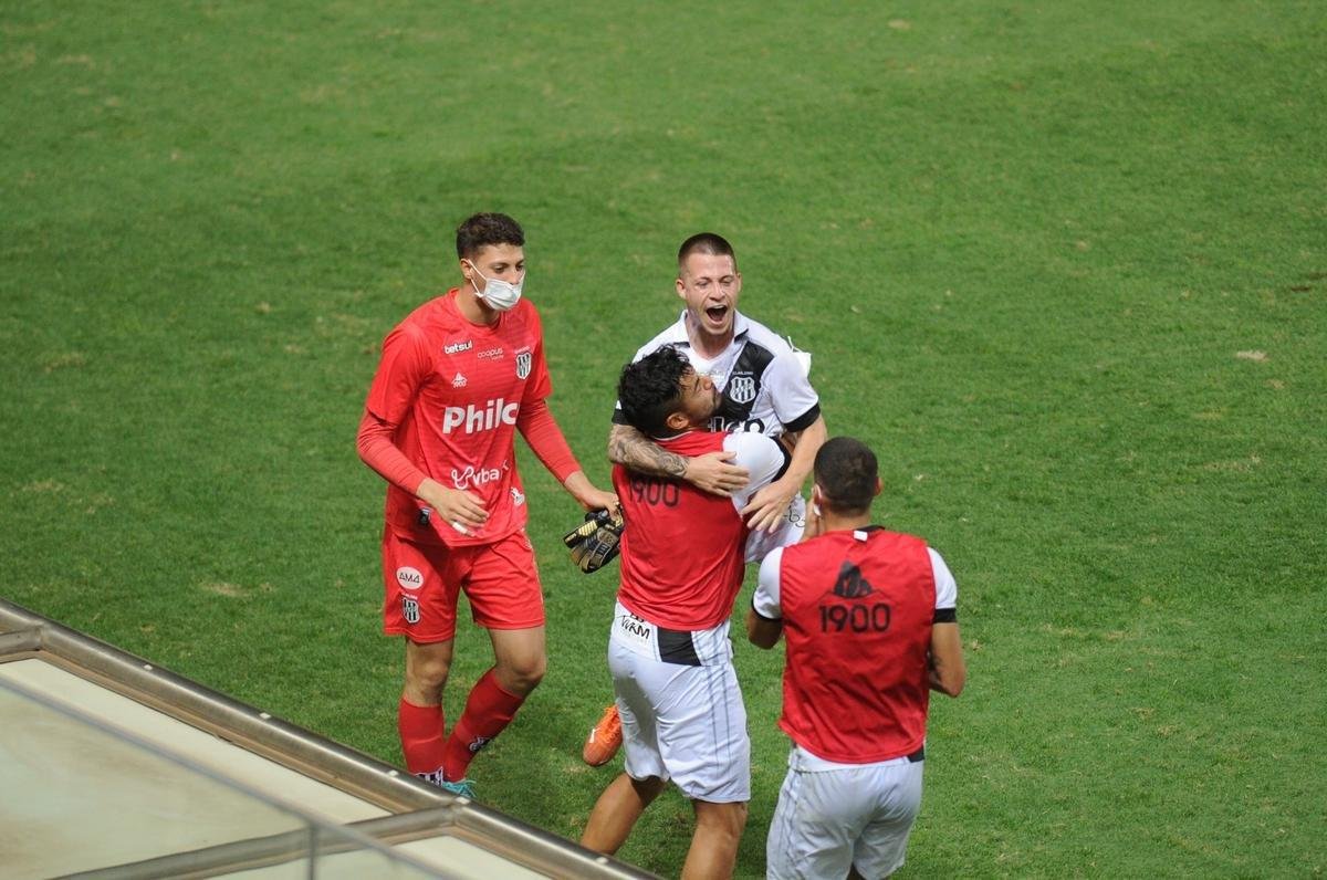 Amrica x Ponte Preta: veja fotos do jogo no Independncia