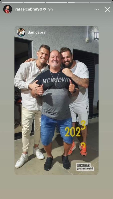 Grande parte dos jogadores do Cruzeiro passaram a noite de R�veillon em fam�lia, enquanto outros optaram por celebrar a virada do ano na praia.
