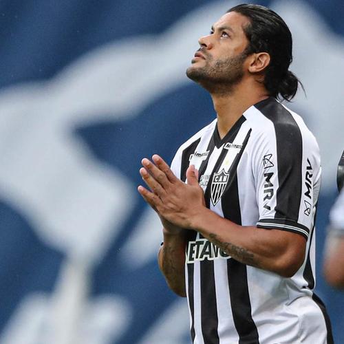 Hulk foi contratado, inicialmente, para jogar pelo lado direito do ataque do Atlético. O início não foi muito empolgante, com oito jogos, um gol e uma assistência, além da reserva em várias partidas.