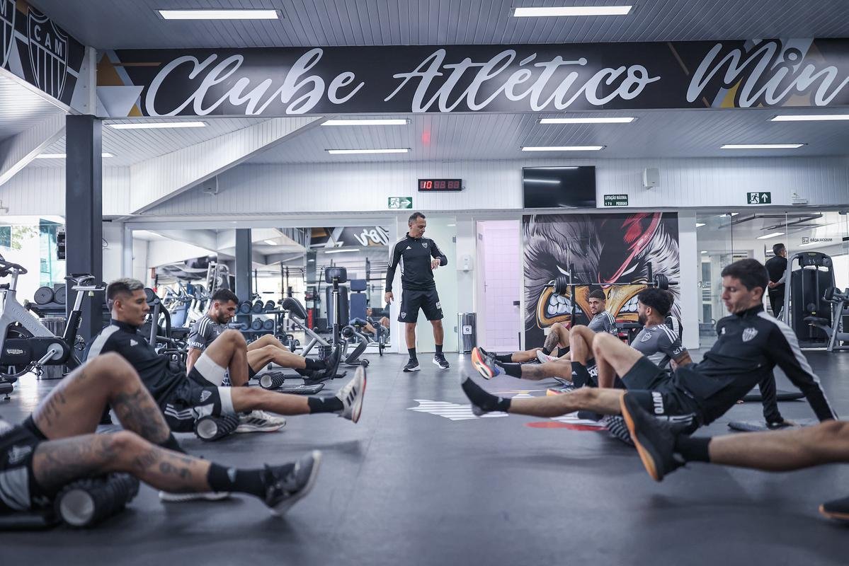 Na manh desta segunda-feira (11), o Atltico teve treino na Cidade do Galo para o confronto contra o Flamengo, em jogo de volta das oitavas de final da Copa do Brasil.
