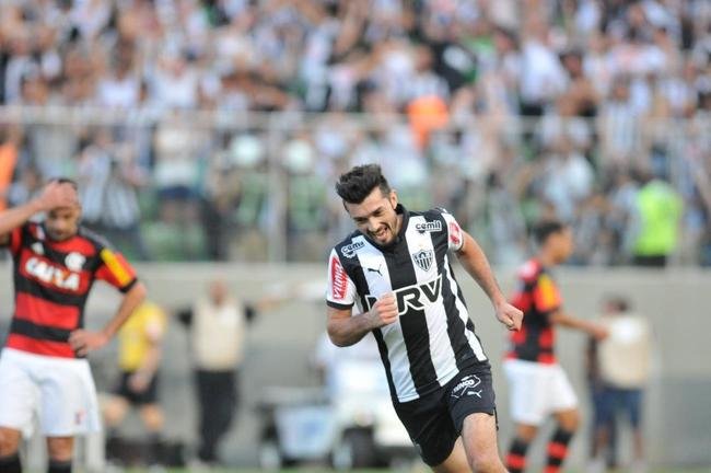 D�tolo marcou gol de placa no Independ�ncia e fechou com chave de ouro grande atua��o