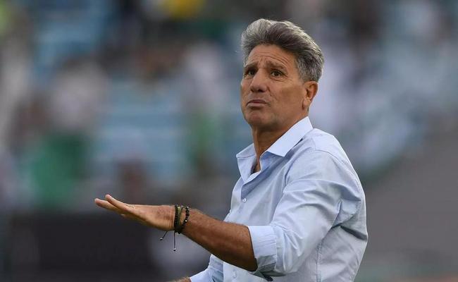 No momento, Renato Gaúcho é o favorito para comandar o Atlético. O ex-técnico de Flamengo e Grêmio tem 59 anos e pode chegar ao Galo