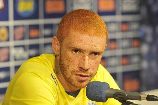 O volante Souza defendia o Palmeiras antes de chegar  Toca da Raposa