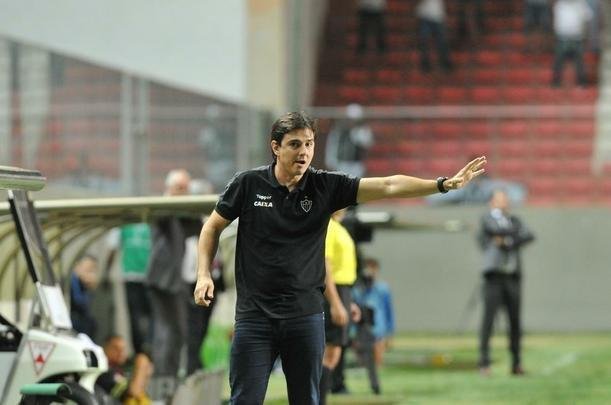 Partida foi disputada no Independncia, nessa noite de tera-feira