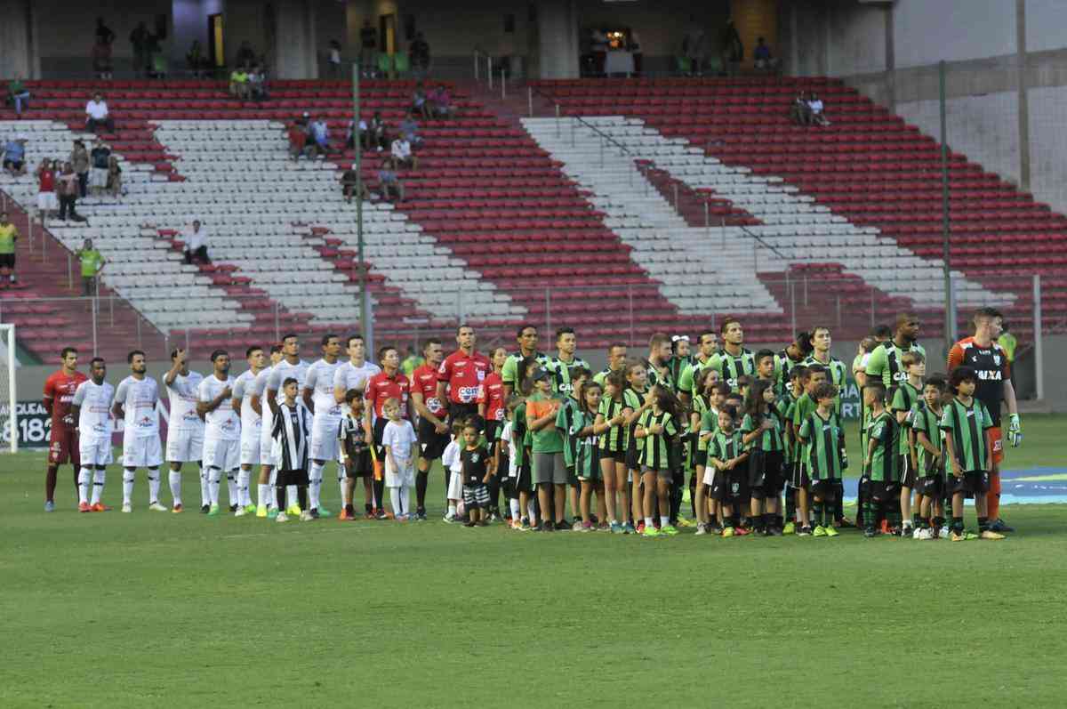 Amrica e Tupi se enfrentaram, no Independncia, pela terceira rodada do Campeonato Mineiro