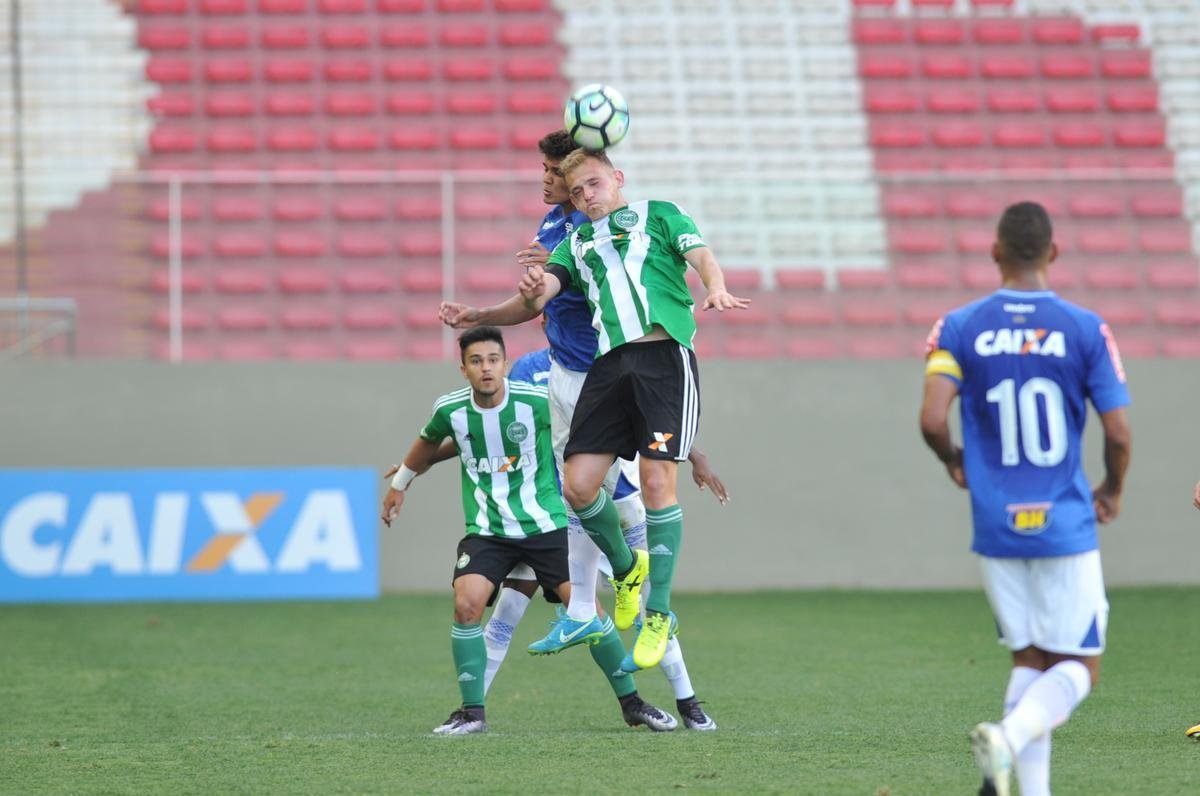 Imagens do jogo entre Cruzeiro e Coritiba, no Independncia, pela final do Campeonato Brasileiro Sub-20