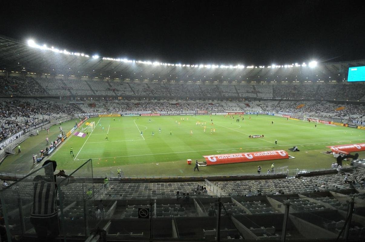 Torcida do Atltico no clssico contra o Amrica, no Mineiro, pela segunda rodada do Grupo D da Copa Libertadores de 2022
