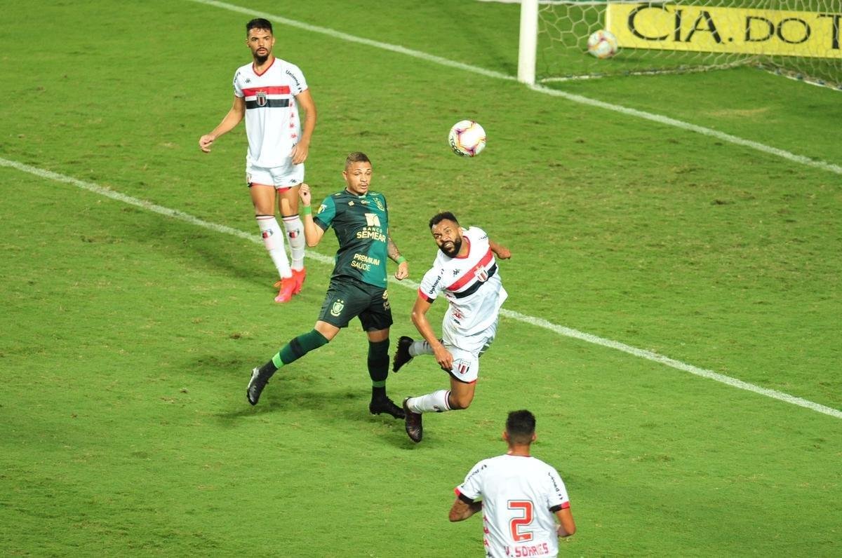 Amrica e Botafogo-SP se enfrentaram no Independncia, pela 35 rodada da Srie B