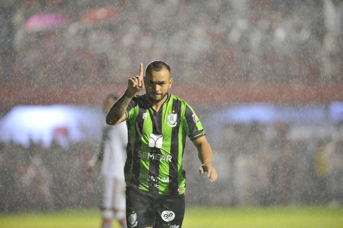 As melhores fotos do duelo entre Villa Nova e Amrica, em Nova Lima, pelo Mineiro