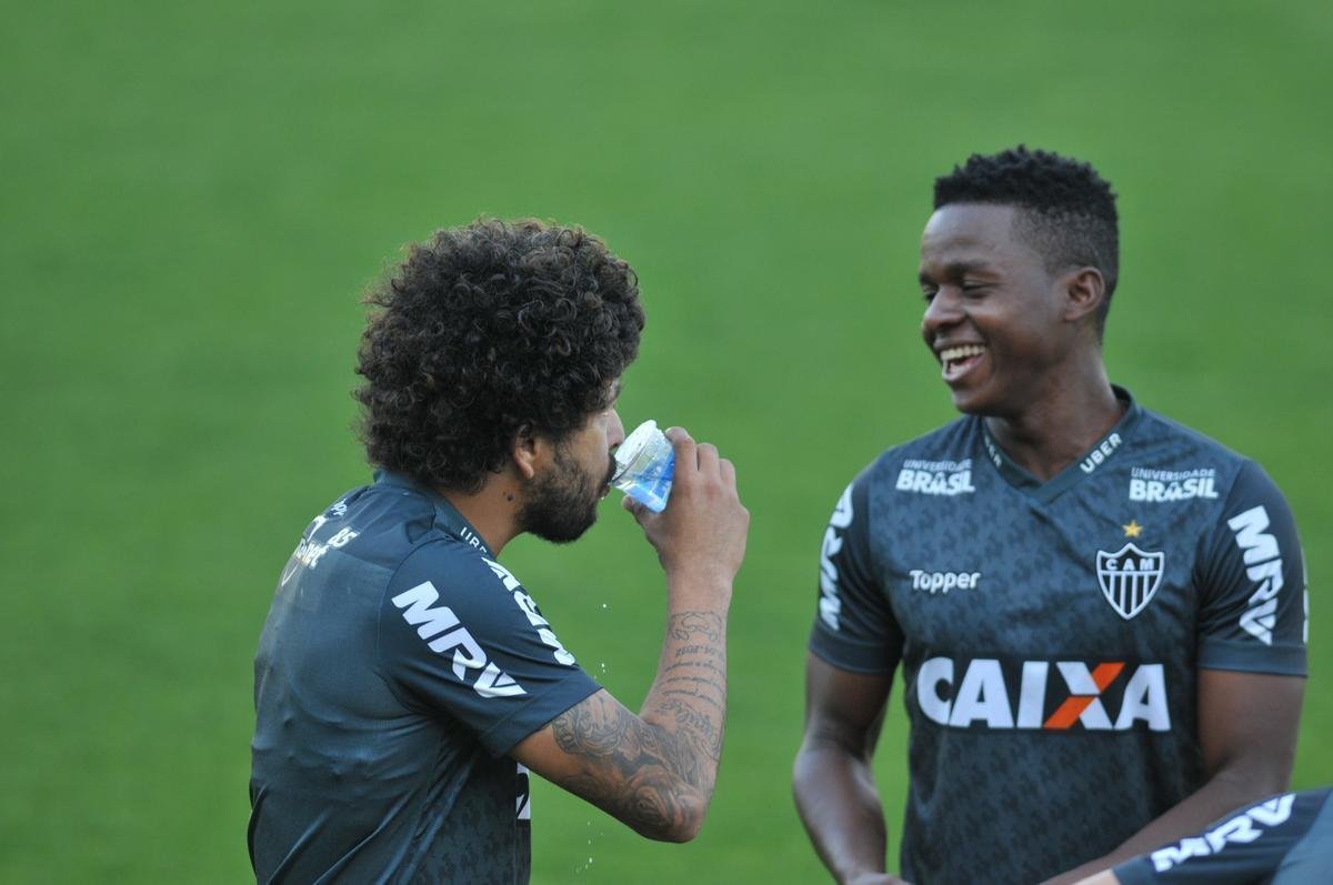 Zagueiro uruguaio Martn Rea treinou pela primeira vez com o elenco do Atltico na Cidade do Galo, j visando ao duelo de domingo, contra o Botafogo, no Rio, pelo Campeonato Brasileiro
