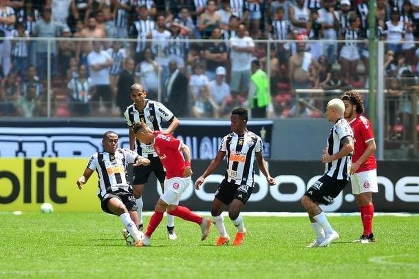 Galo e Colorado jogaram neste domingo, no Horto