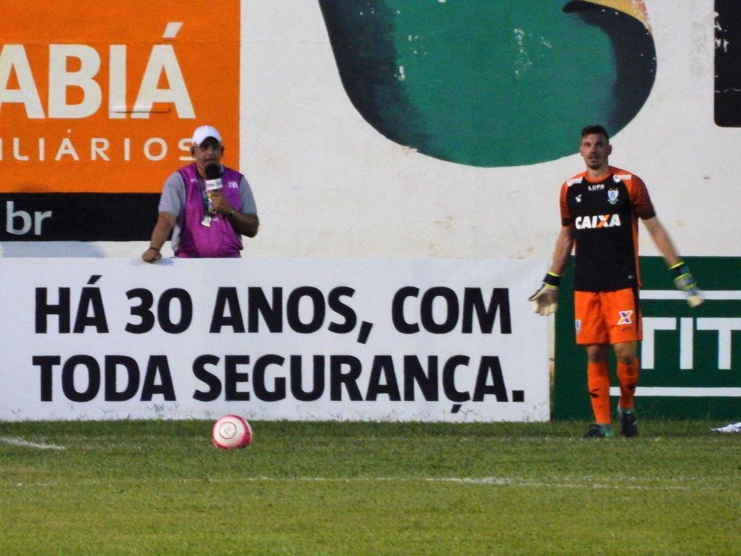 Fotos de URT x Amrica, em Patos de Minas, pela segunda rodada do Campeonato Mineiro