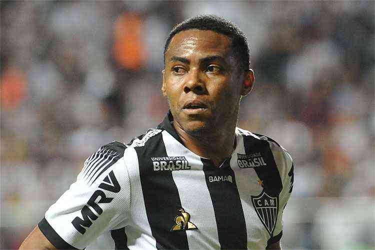 O meio-campista Elias conversou - Clube Atlético Mineiro