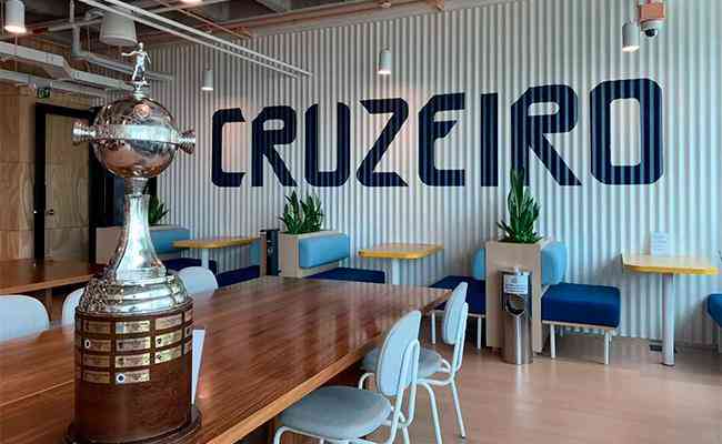 Cruzeiro customizou grande espaço em escritórios compartilhados da WeWork. Um ano depois, precisou deixar o local