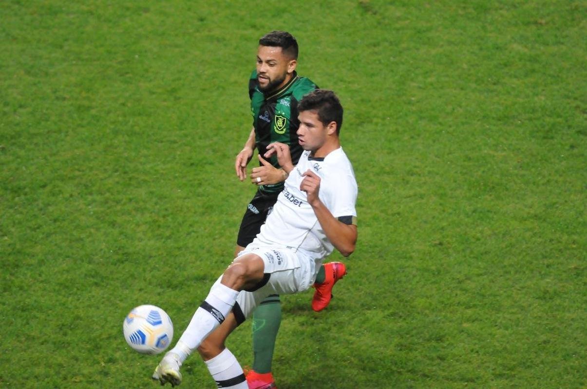 Amrica e Sport se enfrentaram nesta segunda-feira (19), no Independncia, em Belo Horizonte, em partida vlida pela 12 rodada do Brasileiro