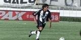 Livio Prieto chegou com moral ao Atl�tico na temporada 2005. Assumiu a camisa 10 e estreou com bela assist�ncia para Thiago Quirino marcar na goleada por 4 a 1 sobre o Villa Nova, no Mineir�o. Na partida seguinte, perdeu p�nalti contra o Estrela do Norte-ES, pela primeira fase da Copa do Brasil. Da� em diante, teve atua��es inconstantes e perdeu espa�o. Ficou apenas tr�s meses do clube alvinegro. Nesse per�odo, jogou 14 vezes e n�o marcou gols.