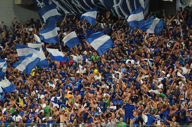 4 Cruzeiro 1 x 0 Grmio - 21.831 torcedores, no Independncia, pela 6 rodada
