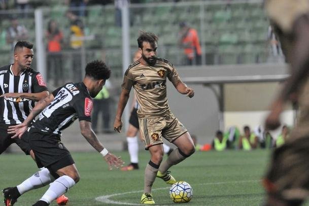 Imagens do jogo entre Atltico e Sport no Independncia