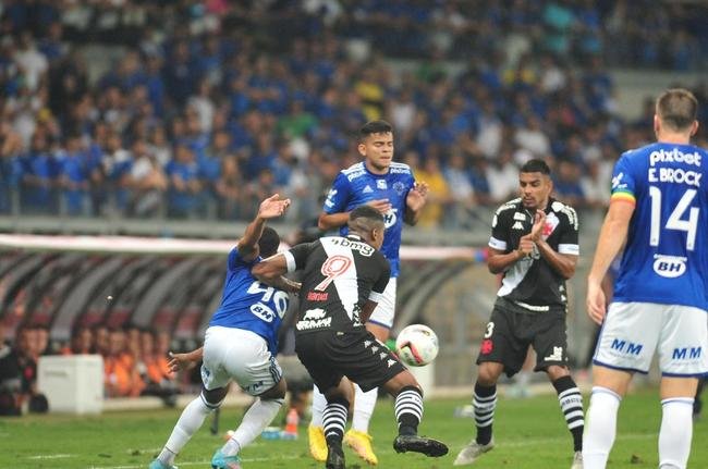 Cruzeiro x Vasco: veja fotos do jogo no Mineiro