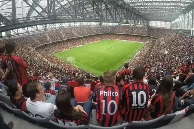 Arena da Baixada - R$ 391,5 milhes foi o custo da reforma para a Copa em 2014. Capacidade: 42.372
