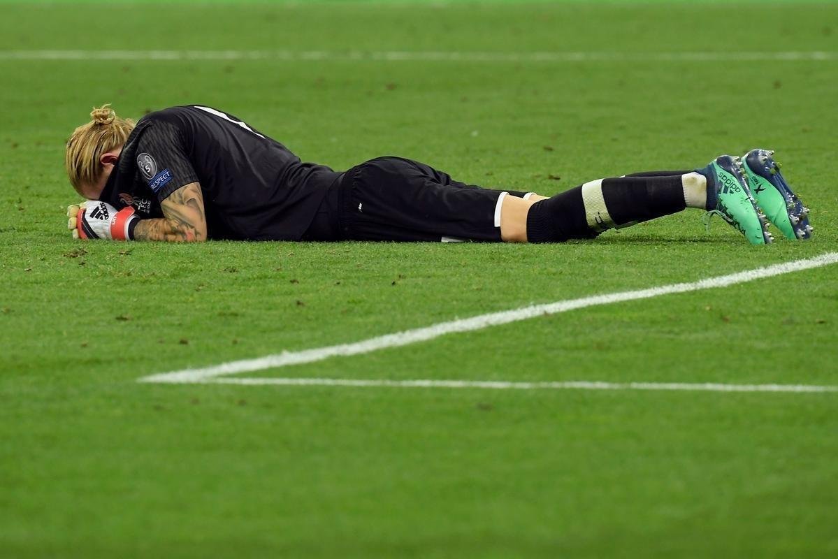 Goleiro Karius, do Liverpool, na partida contra o Real Madrid pela final da Champions League