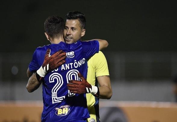 Depois de empatar por 1 a 1 com o Boa, em jogo único da segunda fase da Copa do Brasil, o Cruzeiro venceu nos pênaltis por 5 a 4 e avançou na competição. Partida foi realizada no Estádio Melão, em Varginha, na Região Sul de Minas.