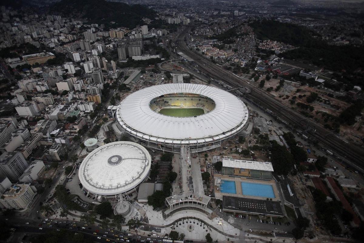 Palco da final das Copas do Mundo de 1950 e 2014, Maracan receber jogos de futebol e ser palco das cerimnias de abertura e encerramento