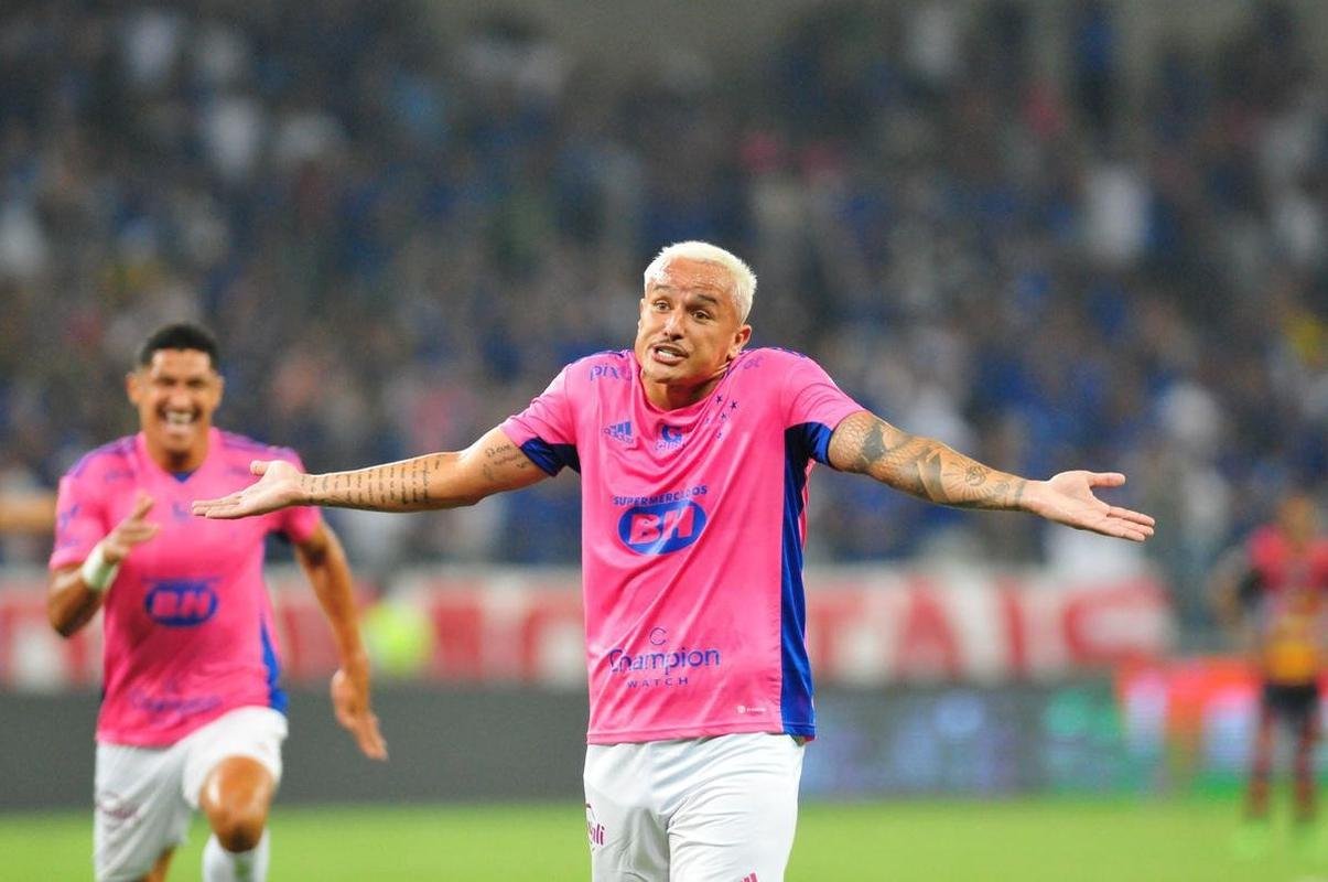 Em reencontro com a torcida aps o ttulo da Srie B, Cruzeiro enfrentou o Ituano no Mineiro, em Belo Horizonte, pela 33 rodada. Veja as melhores imagens!