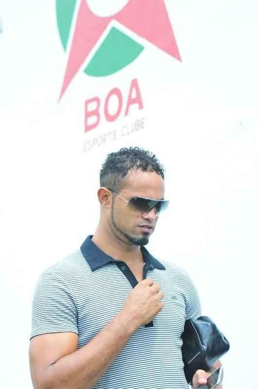 Bruno foi apresentado nesta tera-feira no Boa Esporte, realizou testes e foi apoiado por alguns torcedores