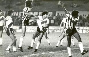 O ltimo confronto entre Atltico e River Plate aconteceu no Torneio de 20 anos do Mineiro. O Galo foi eliminado pelos argentinos nos pnaltis, aps empate por 1 a 1 no tempo normal. 