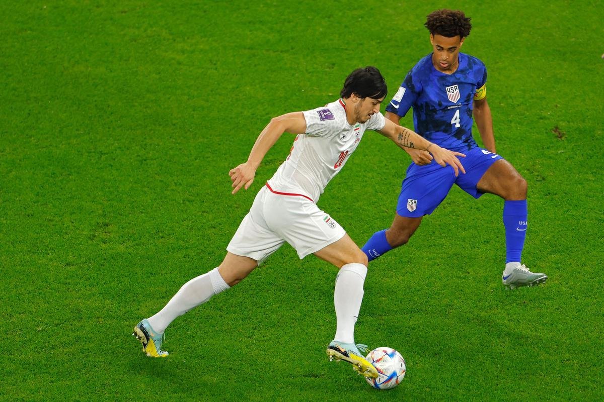 Ir e Estados Unidos se enfrentaram no Estdio Al Thumama